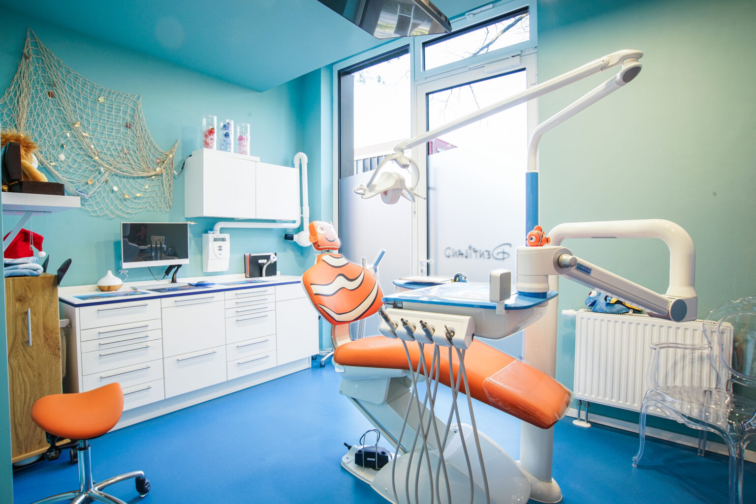 kinderzahnarztpraxis-dentiland-dr-anne-heinz-kollegen-in-wandlitz